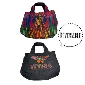 DC Universe Wonder Woman WW84
Reversible Tote Bag Dynamic Red and Black